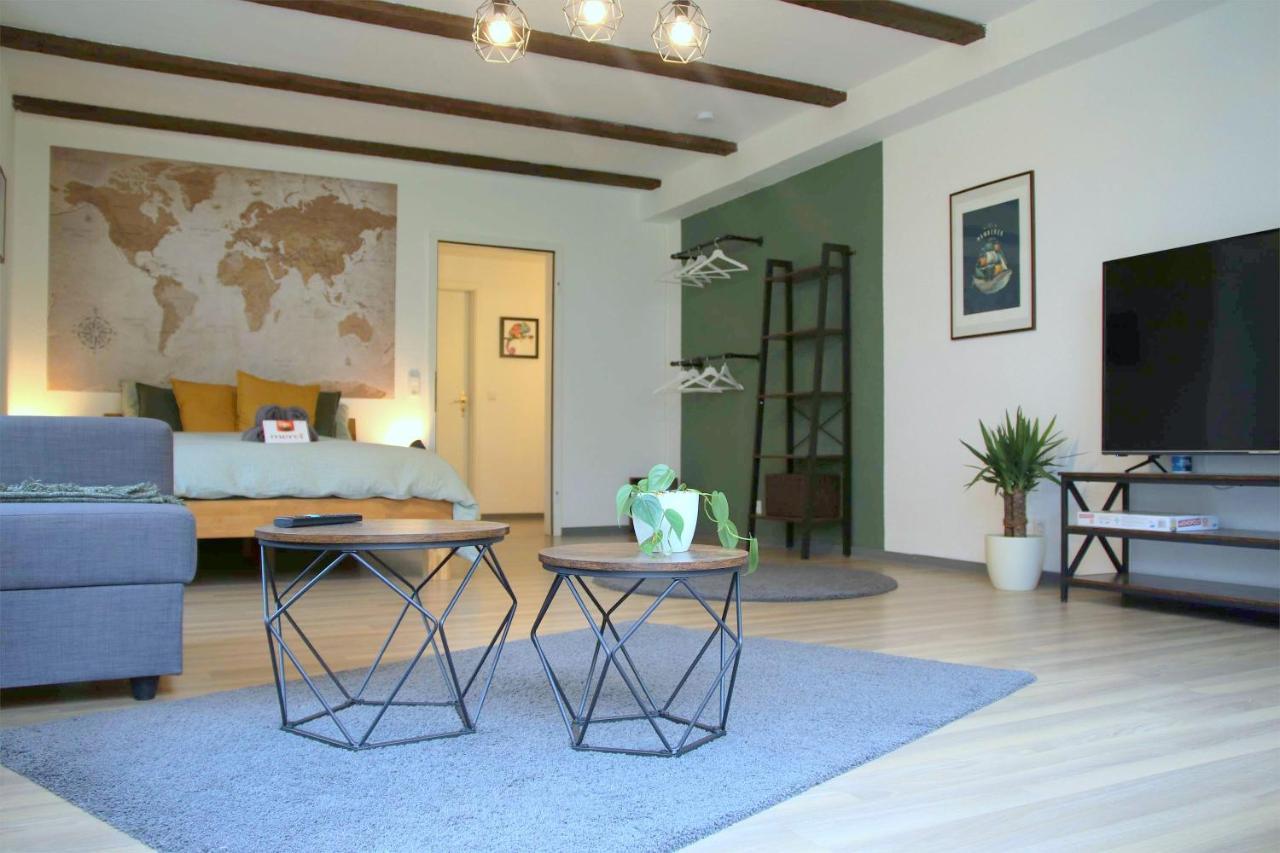 Studio-Apartment Mit Garten, Parkplatz & Kueche Оффенбург Экстерьер фото